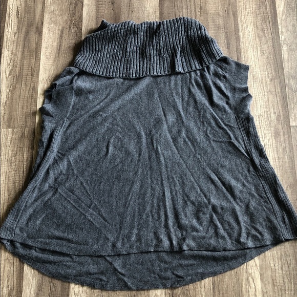 Athleta Kennewick Gray Cowl Neck Merino Wool Blend Short Sleeve Top XXS - Picture 3 of 8